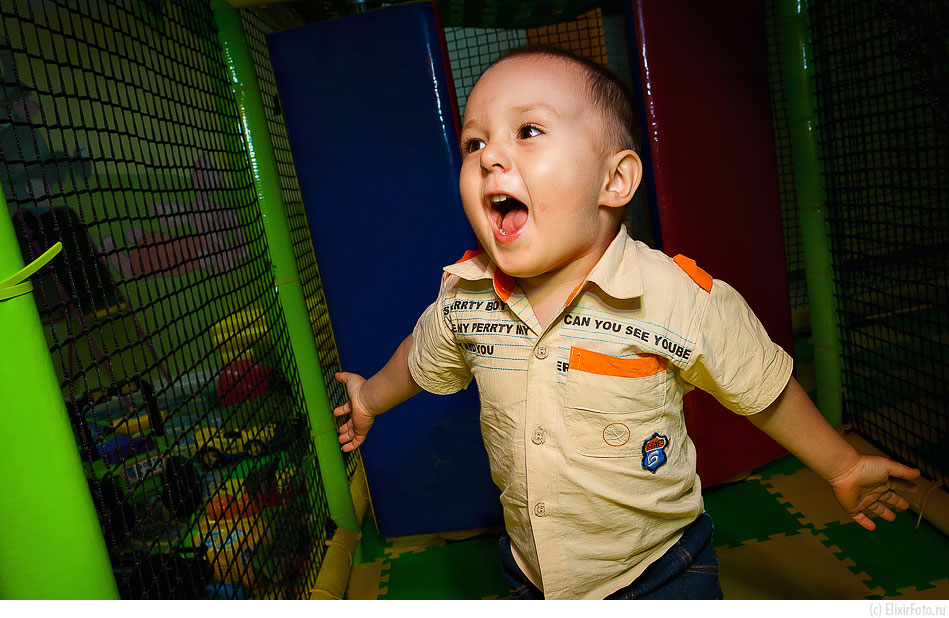Фотосъемка в детской игровой комнате в Набережных Челнах. Фотограф Александр Веприков